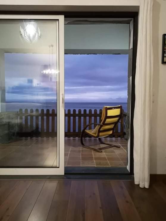Breathe Nature Beach House Azores room 2
